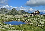 RIF.BENIGNI con CIMA PIAZZOTTI- VALPIANELLA ad anello, salito dalla Val Salmurano e disceso dalla Valpianella il 3 ott. 2019 - FOTOGALLERY